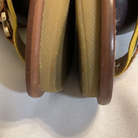 Michael Kors size 8 mustard color sandals/heels - Picture 4 of 11